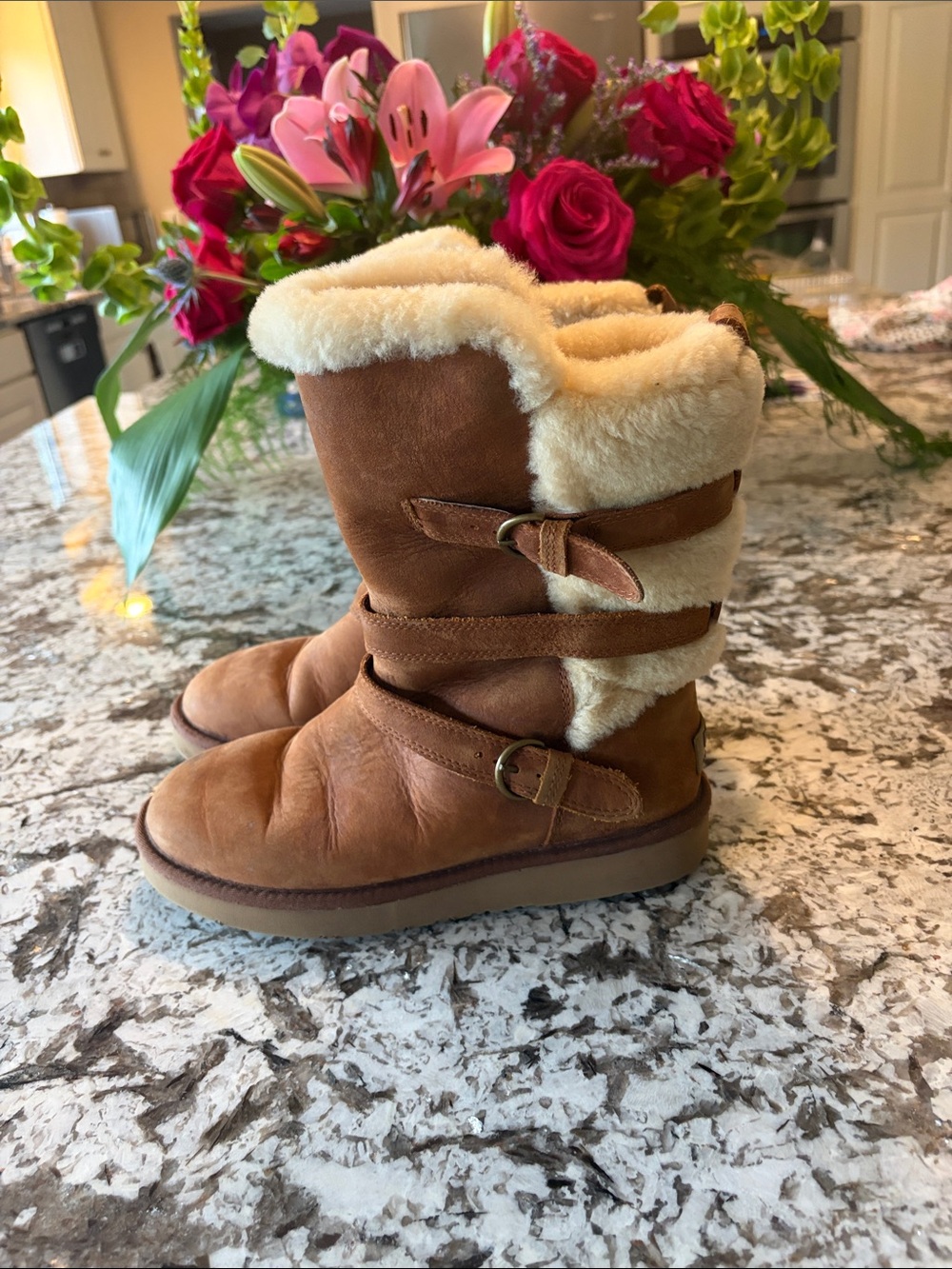 Women’s Brown Shearling-Lined Winter Boots size 7